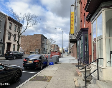 150 4th Street - Photo Thumbnail 12