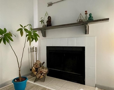 1323 Ravens Crest Drive - Photo Thumbnail 5