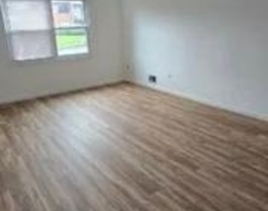 112 Bavrely Hills Terrace - Photo Thumbnail 9