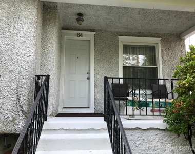 64 Lawrence Avenue - Photo Thumbnail 6