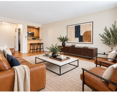 400 E 17th Street - Photo Thumbnail 3