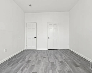 146-07 Jamaica Avenue - Photo Thumbnail 12