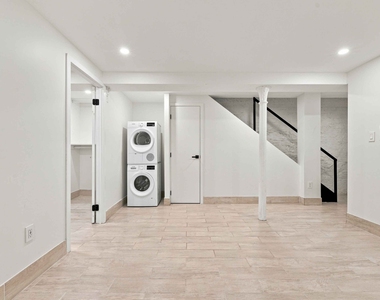 297 3rd Avenue - Photo Thumbnail 10