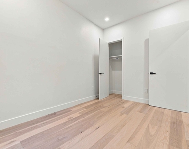 297 3rd Avenue - Photo Thumbnail 7