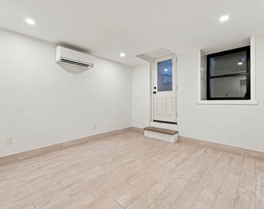 297 3rd Avenue - Photo Thumbnail 8