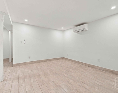 297 3rd Avenue - Photo Thumbnail 9