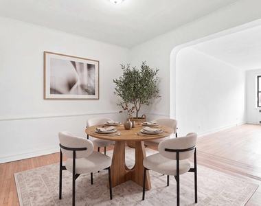 913 Park Place - Photo Thumbnail 2