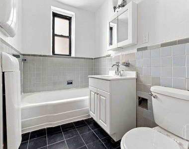 913 Park Place - Photo Thumbnail 11