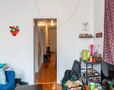 401 W 47th Street - Photo Thumbnail 23
