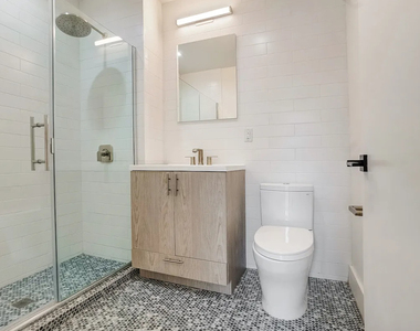 149 W 9th Street - Photo Thumbnail 6