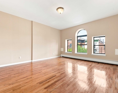 114 W 136th Street - Photo Thumbnail 4
