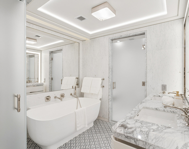 303 Park Avenue - Photo Thumbnail 7