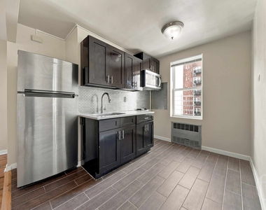 140-60 Beech Avenue - Photo Thumbnail 5
