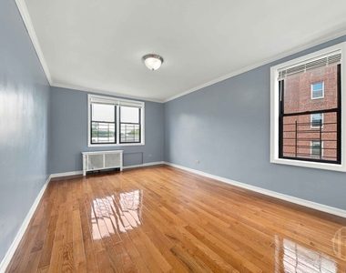 51-25 Van Kleeck Street - Photo Thumbnail 7