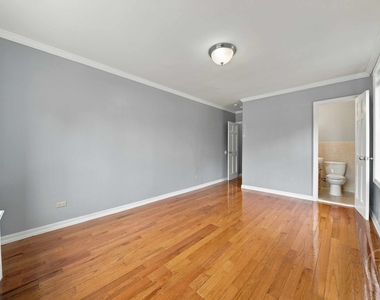 51-25 Van Kleeck Street - Photo Thumbnail 6