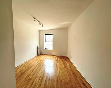 305 Ocean Avenue - Photo Thumbnail 7