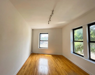 305 Ocean Avenue - Photo Thumbnail 2