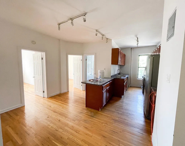 305 Ocean Avenue - Photo Thumbnail 8