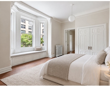 129 E 17th Street - Photo Thumbnail 13