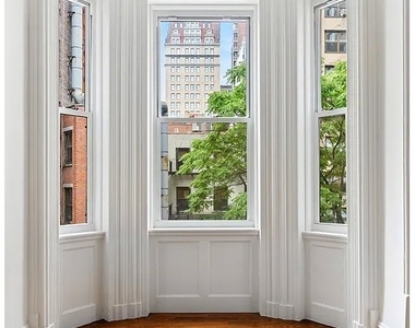 129 E 17th Street - Photo Thumbnail 15