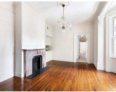 129 E 17th Street - Photo Thumbnail 4