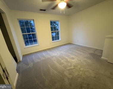 2085 Stargrass Court - Photo Thumbnail 13