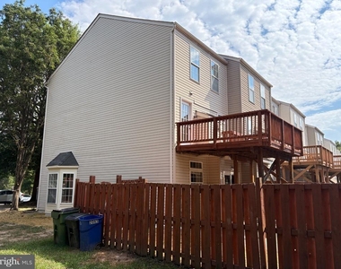 2085 Stargrass Court - Photo Thumbnail 21
