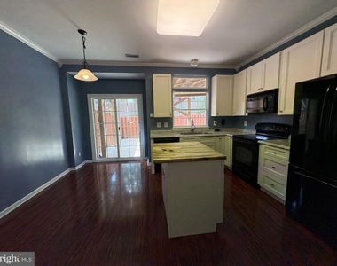 2085 Stargrass Court - Photo Thumbnail 3
