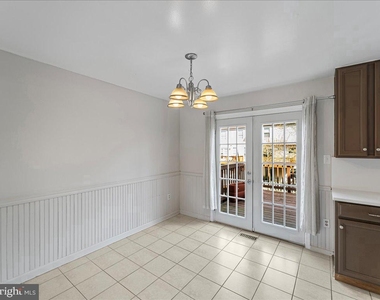 2904 Madeira Court - Photo Thumbnail 3