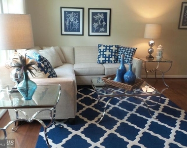 6946 Kona Drive - Photo Thumbnail 8