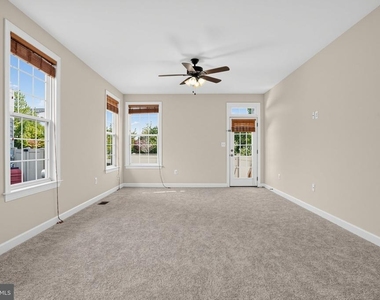 41716 Deer Grass Terrace - Photo Thumbnail 4