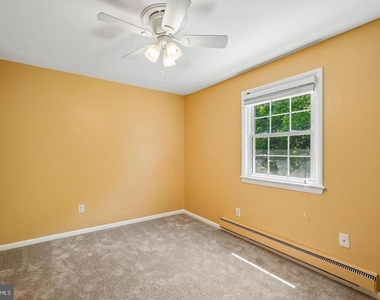 204 Shenandoah Street Se - Photo Thumbnail 13