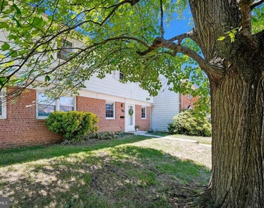204 Shenandoah Street Se - Photo Thumbnail 1