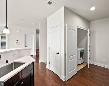 42572 Wildly Terrace - Photo Thumbnail 15