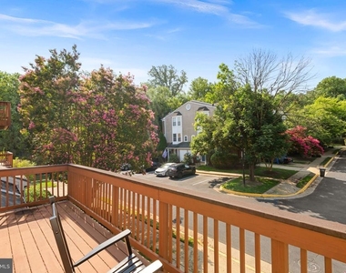 11706 Rockaway Lane - Photo Thumbnail 33