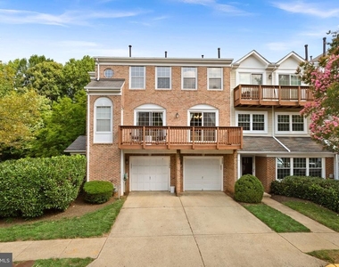 11706 Rockaway Lane - Photo Thumbnail 34