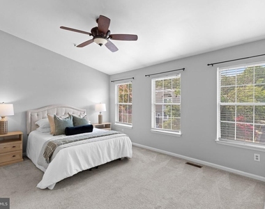 11706 Rockaway Lane - Photo Thumbnail 18