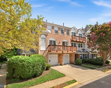 11706 Rockaway Lane - Photo Thumbnail 36