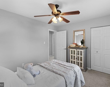 11706 Rockaway Lane - Photo Thumbnail 27
