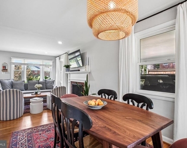 3155 Norfolk Lane - Photo Thumbnail 6