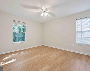 5704 Shadwell Court - Photo Thumbnail 12