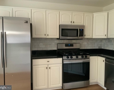 6503 Nevitt Way - Photo Thumbnail 3