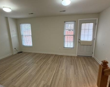 6503 Nevitt Way - Photo Thumbnail 13