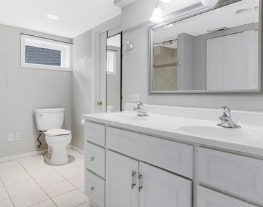 7025 Strathmore Street - Photo Thumbnail 21