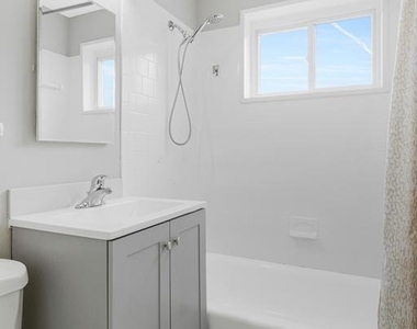 7025 Strathmore Street - Photo Thumbnail 35