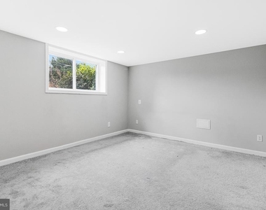 7025 Strathmore Street - Photo Thumbnail 17