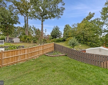 7025 Strathmore Street - Photo Thumbnail 57