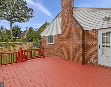 7025 Strathmore Street - Photo Thumbnail 60