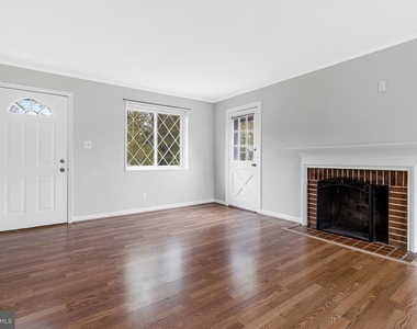 7025 Strathmore Street - Photo Thumbnail 13