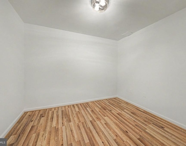 6941 Compton Lane - Photo Thumbnail 29